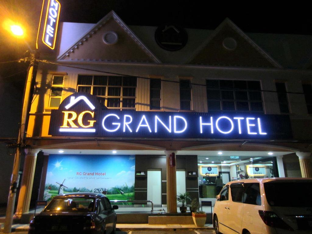 Rg Grand Hotel Batu Pahat Esterno foto