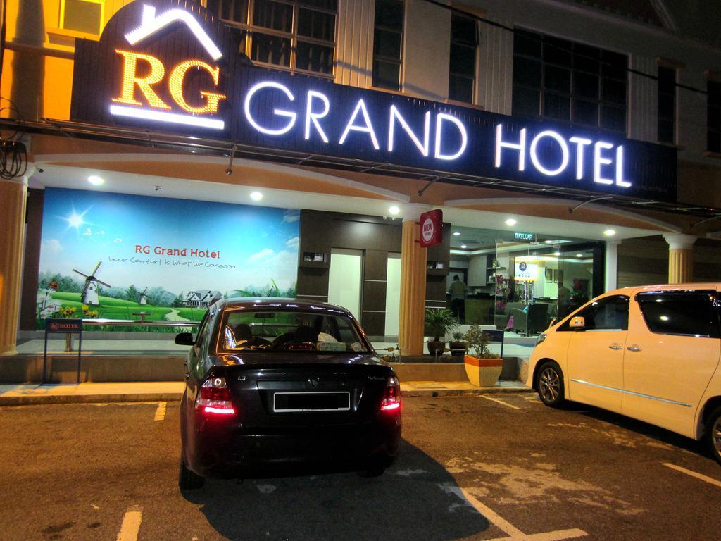 Rg Grand Hotel Batu Pahat Esterno foto